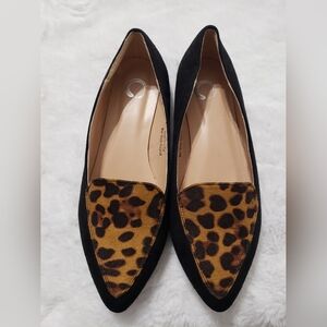 Journee Collection Leopard Pointy Flats